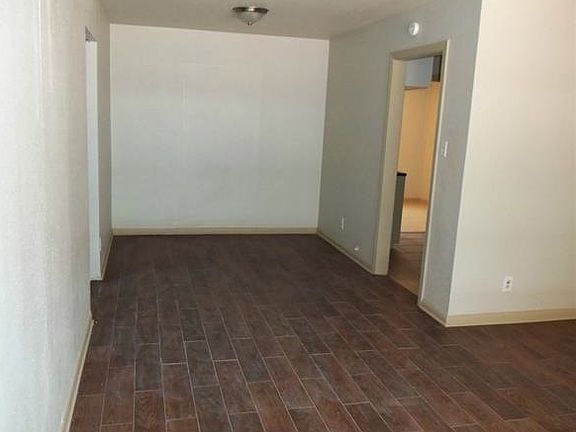 5th image of 2104 W Ben White Blvd