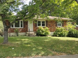383 Lancelot Ln, Lexington, KY 40517