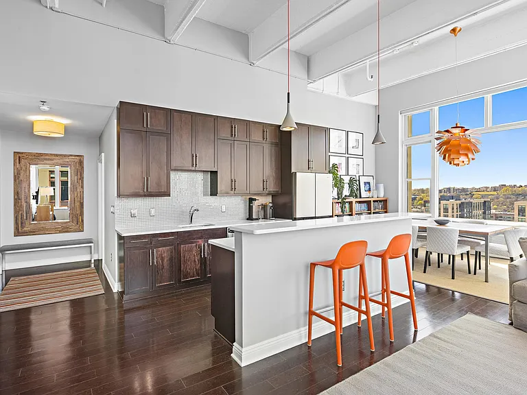 1500 Hudson St #12R — Photo 5