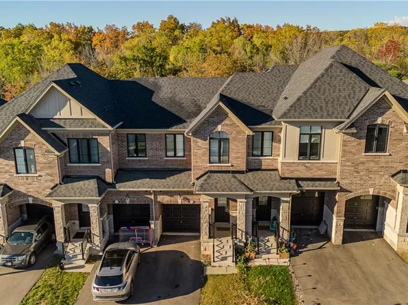1360 Almonte Dr, Burlington, ON L7P 0V6