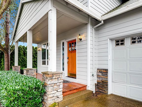 3rd image of 6460 NE Marina Ct