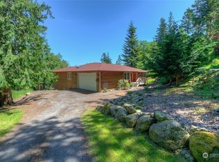 143 Raccoon Point Rd, Eastsound, WA 98245