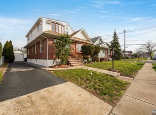 12-11 Berdan Ave, Fair Lawn, NJ 07410