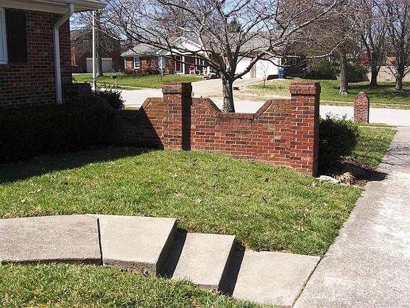 4th image of 214 Savannah Dr