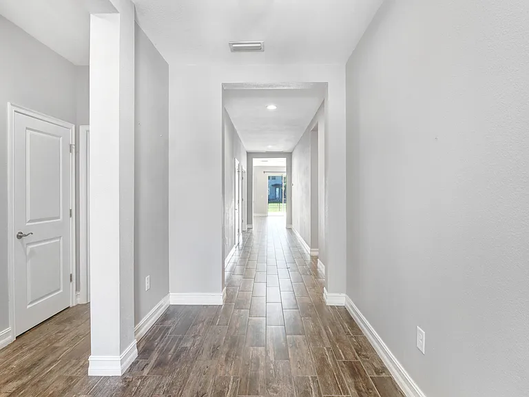 16325 Hyde Manor Dr — Photo 24