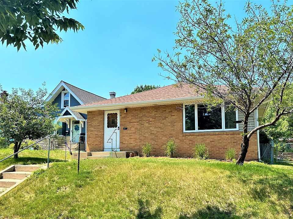 1st image of 3747 Colfax Ave N