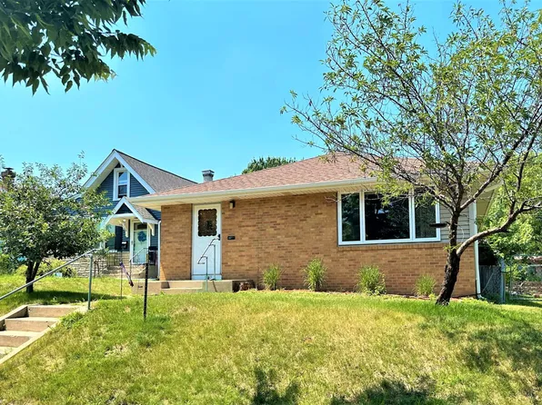 3747 Colfax Ave N, Minneapolis, MN 55412