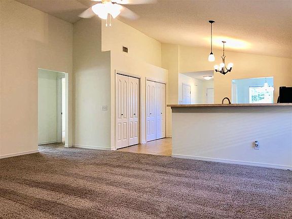 5th image of 173 Creekview Dr