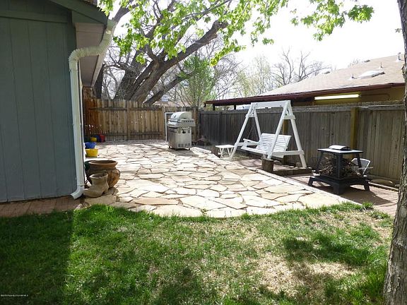 4th image of 4201 Applewood Dr