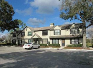 16639 Brigadoon Dr, Tampa, FL 33618