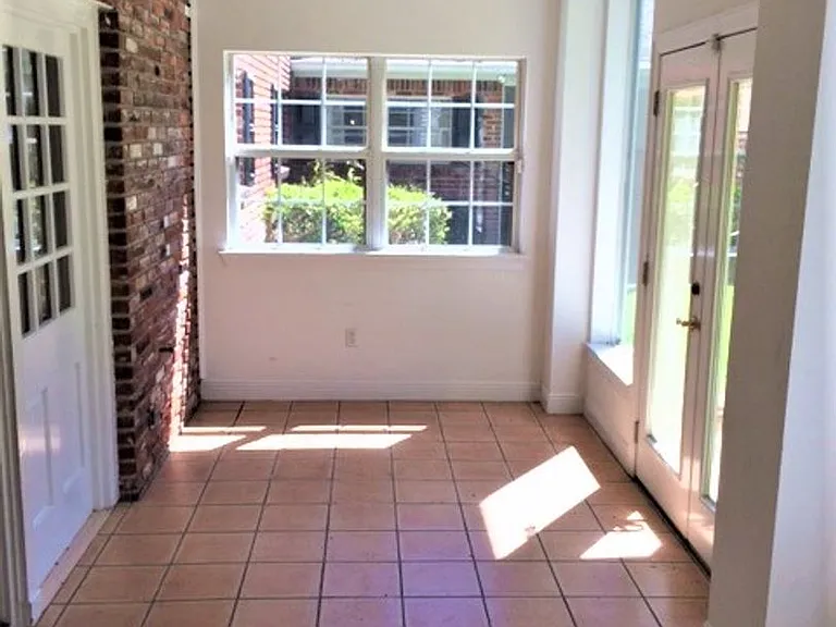 7656 Rienzi Blvd — Photo 7