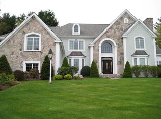 15 Buttonwood Dr, Andover, MA 01810