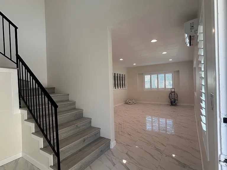 3243 Prospect Ave — Photo 7