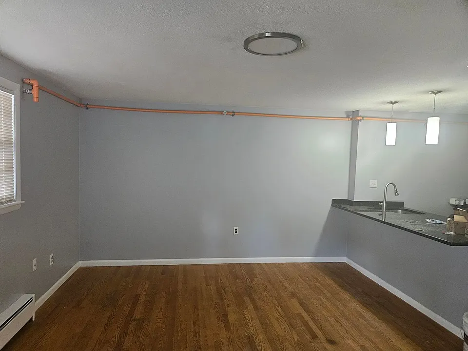 520 Main St #5