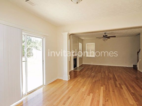 4th image of 2985 Cooper Woods Ln
