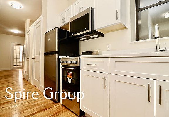 2nd image of 814 10th Ave APT 2D