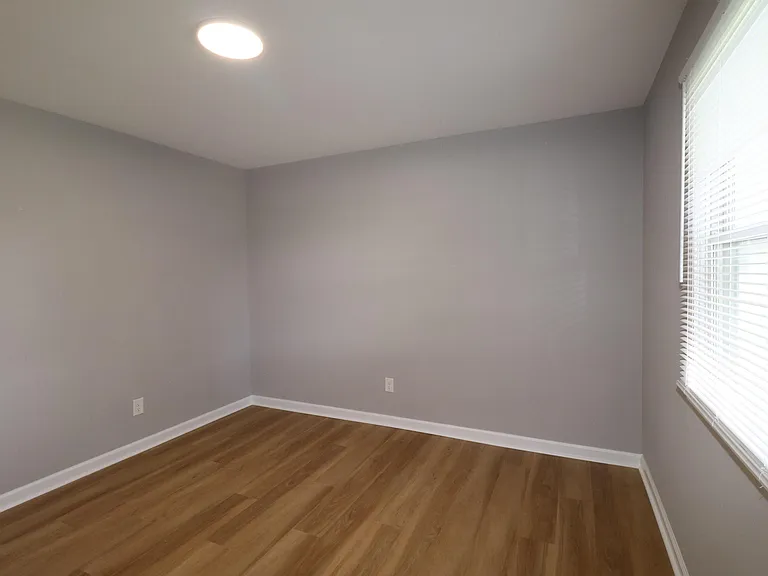 115 Lynwood Dr — Photo 11