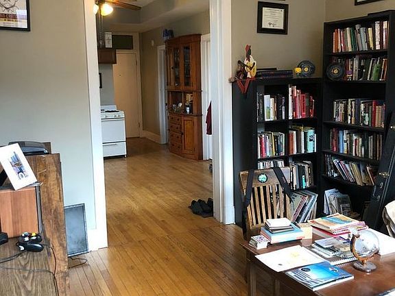 2nd image of 1220 N Washtenaw Ave APT 2F