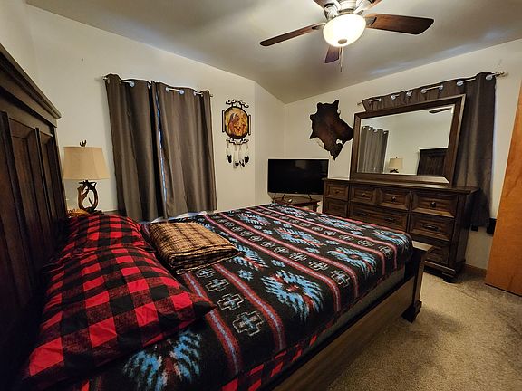 3rd image of 450 Moraine Ave #B