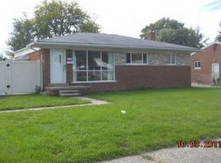 288 N Venoy Cir, Garden City, MI 48135