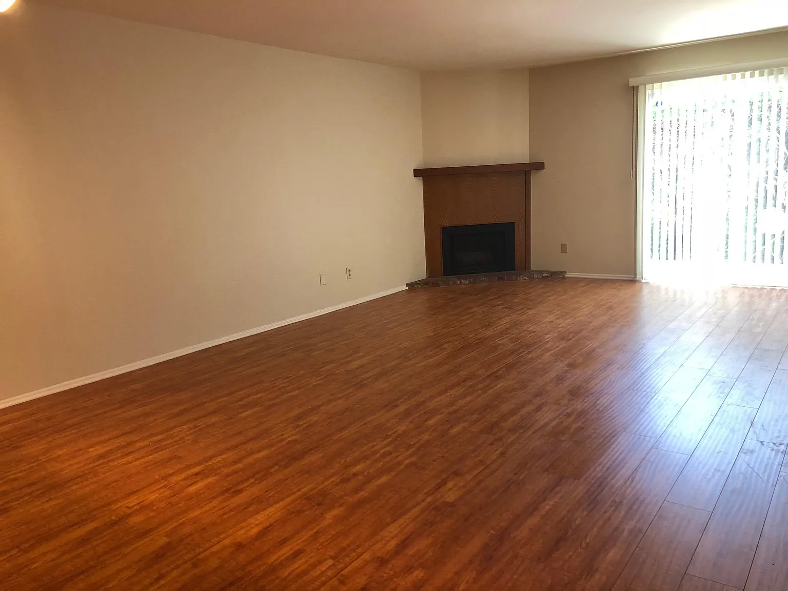 2 bed, $2,595 — Photo 3