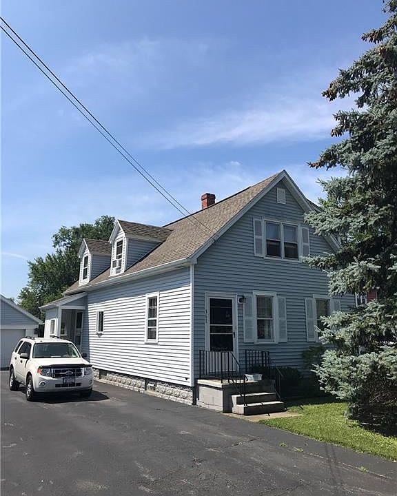 1st image of 361 Vistula Ave