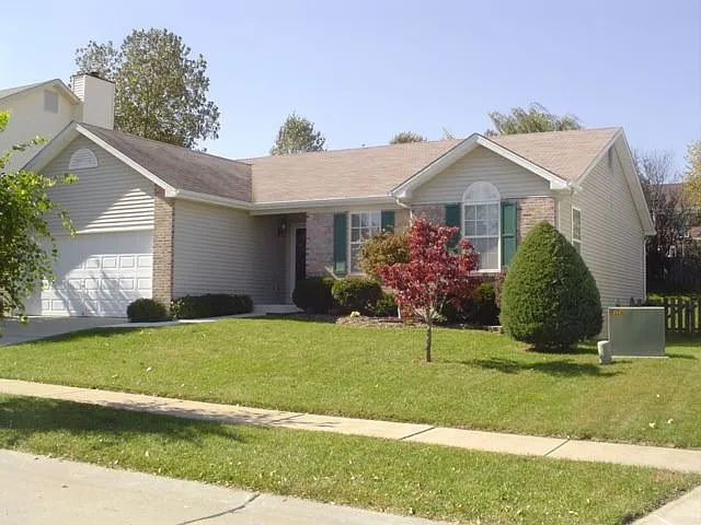 6237 Water Tower Place Dr photo 1