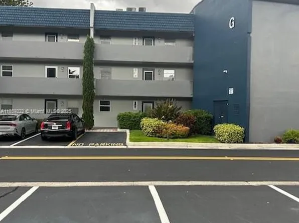 7817 Golf Circle Dr APT 110, Pompano Beach, FL 33063