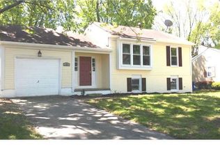 27 Little Mill Ln, Bear, DE 19701