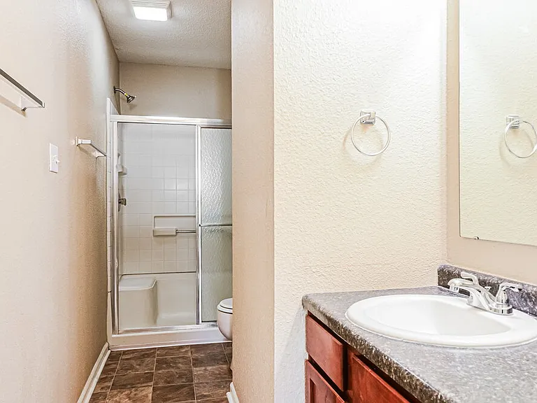 1240 Cutler Ln — Photo 11