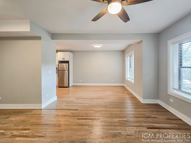 4828 N Wolcott Ave #1 — Photo 4