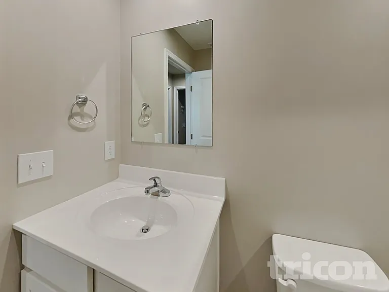 886 Purcell Dr — Photo 16