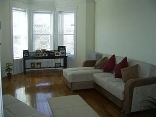 Rented by Douglas Elliman | media 15