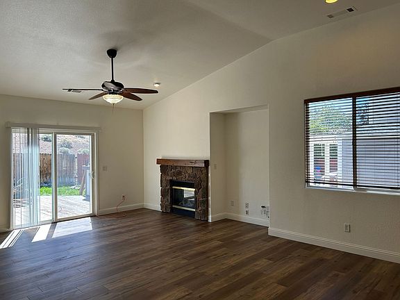 4th image of 3976 Culpepper Dr