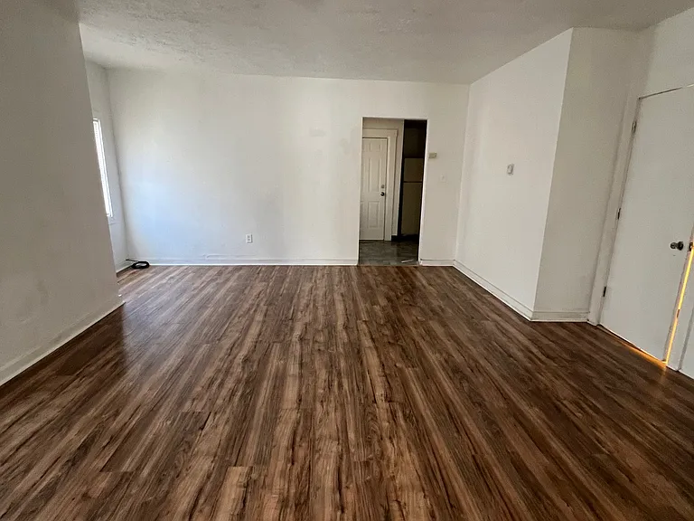 916 Gibson St #1 — Photo 2