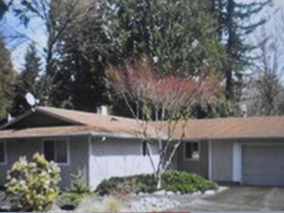 1st image of 2120 Woodland Creek St NE
