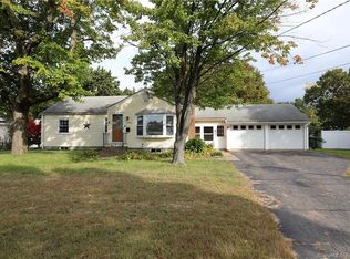 446 Denslow St, Windsor Locks, CT 06096
