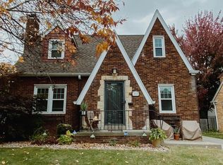 2519 W Sherman Ave, Peoria, IL 61604