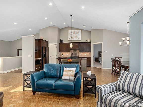 4th image of 4057 Del Mar View Ct SW #75