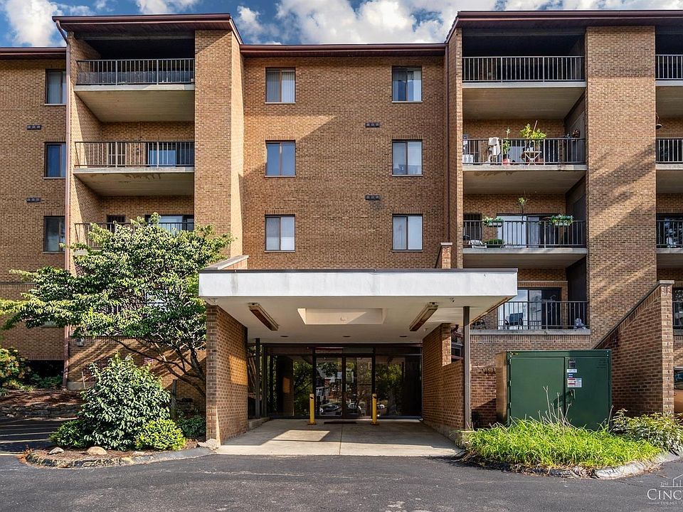 1st image of 3004 Glenmore Ave Unit 202