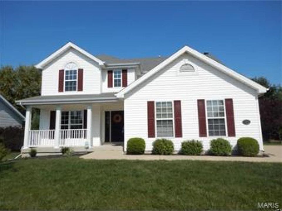 2nd image of 2235 Birmingham Dr