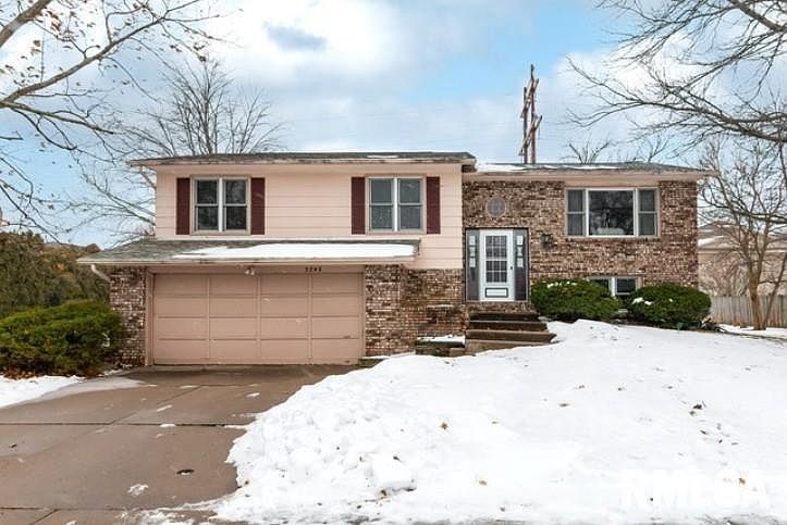 1st image of 3245 Winston Dr