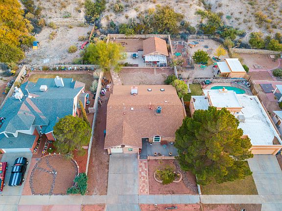 2nd image of 664 Bluff Canyon Cir