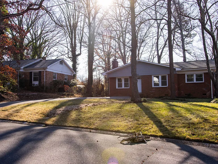 5336 Unaka Ave — Photo 2