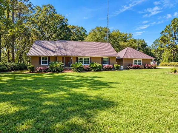 46 Horse Shoe Cir, Tifton, GA 31794