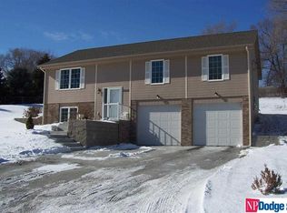 5640 S 52nd St, Omaha, NE 68117