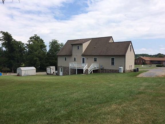 2nd image of 1413 Jefferson Terrace Dr