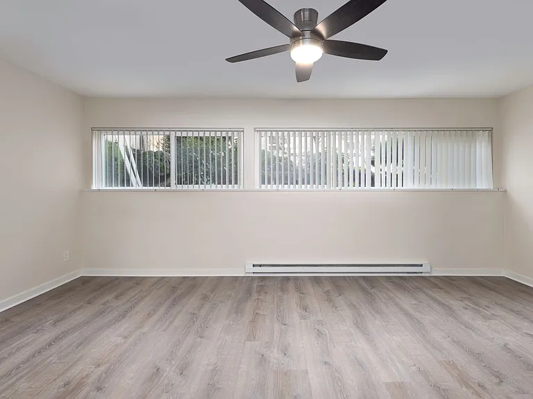 Cordova Apartments — Photo 45