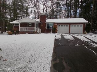 1933 Bellmeade Dr, Altoona, PA 16602