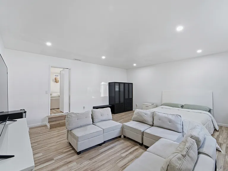 1705 E Lincoln Ave #A-B — Photo 13